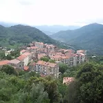 Le De Valentine & Laurent Chalet *